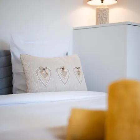 Apartment Beautiful Renovated Family Apartment, Hills, 10' From Center Menton